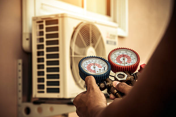 Professional Ac Installation technician working in Wrightstown, WI